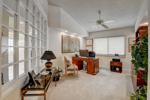 6172 Bay Is Dr, Boynton Beach FL exterior