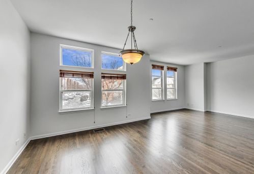 1924 Lotus Ave, Chicago IL 60639-1435 exterior