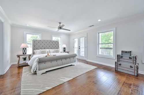 1477 Mercer Ave, Atlanta GA  30337-1515 exterior