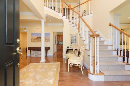 20 Terra Nova Cir, Westport, CT 06880-4749