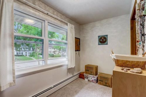 6621 Wisconsin Ave, Milwaukee WI 53213-3914 exterior