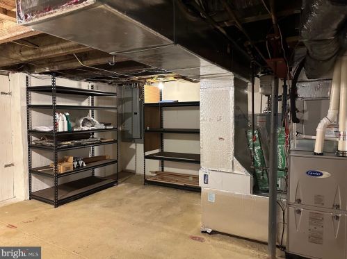 725 Shippen St, Lancaster PA 17602-2714 exterior