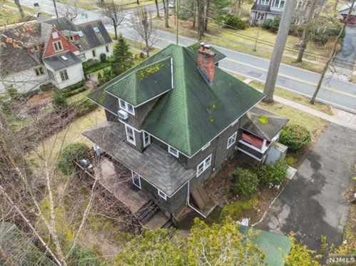 137 Haworth Dr, Haworth NJ 07641-1540 exterior