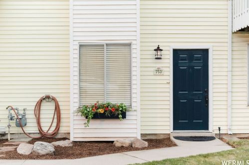 753 Village Way, Sandy, UT 84094-1860