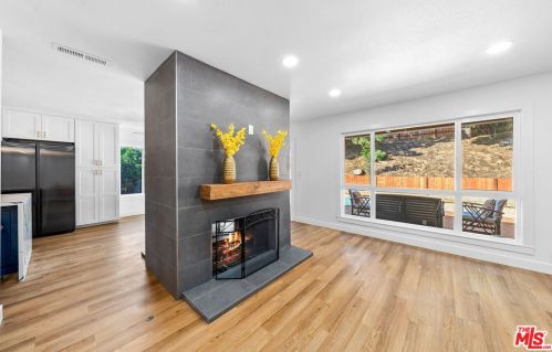 1837 Las Lanas Ln, Fullerton CA  92833-1814 exterior