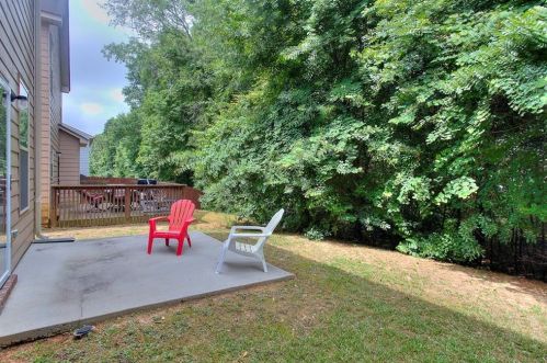 2241 Capella Cir, Atlanta GA  30331-3864 exterior