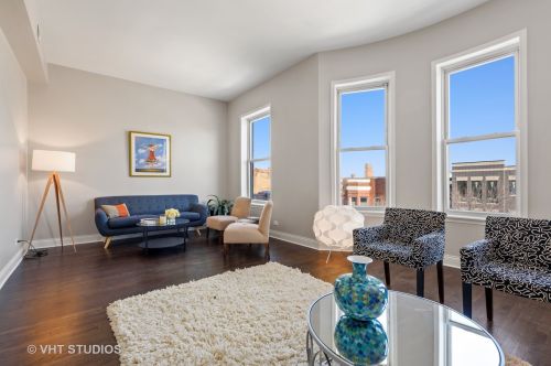 4922 Vincennes Ave, Chicago, IL 60615-2418