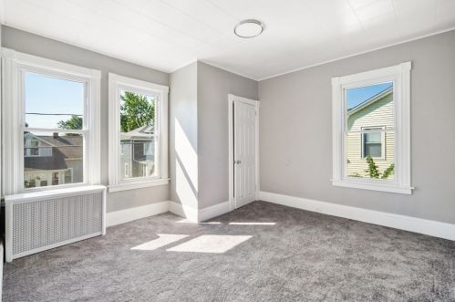 124 Wait St, Springfield MA  01104-1942 exterior