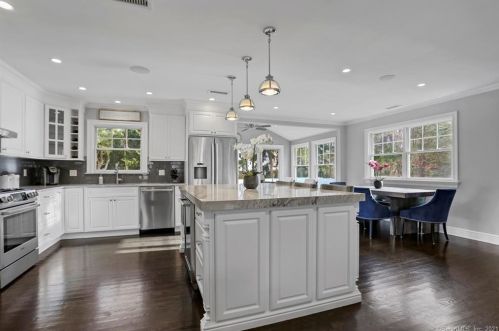 40 Easton Rd, Westport CT 06880-2215 exterior