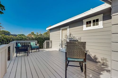 227 Waldo Ave, Fullerton CA  92833-2846 exterior