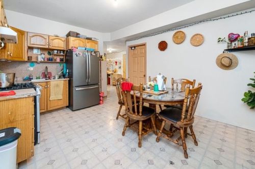 5309 30 Pl, Chicago IL 60616-2652 exterior