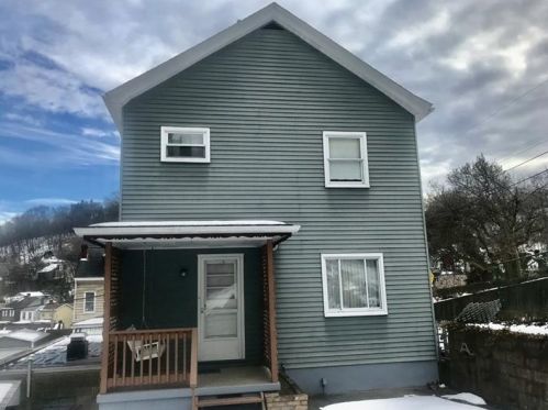 23 Beckert St, Pittsburgh PA 15209-2507 exterior