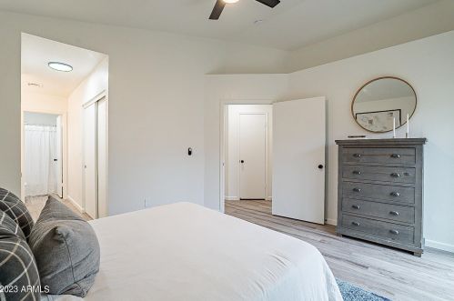 18230 17 Way, Phoenix AZ 85022-1309 exterior