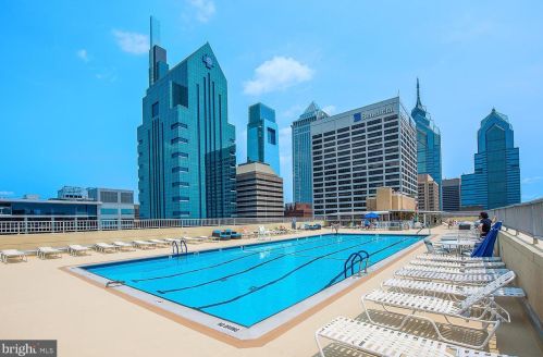 1919 Chestnut St, Philadelphia PA 19103-3401 exterior