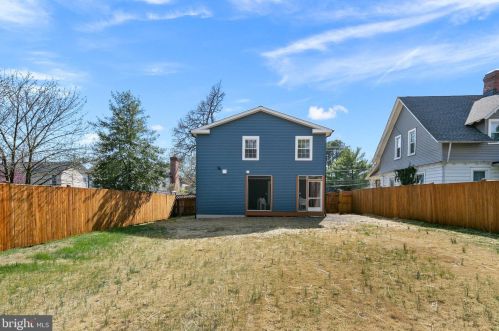 711 Ritchie Ave, Silver Spring MD 20910-5242 exterior