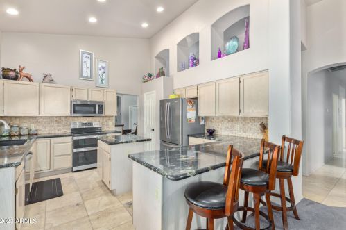 1310 Ivanhoe St, Chandler AZ 85226-1689 exterior