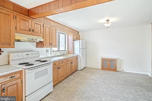 317 Stock St, Hanover PA 17331-2227 exterior