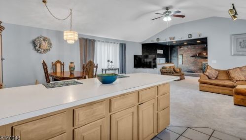 130 Old York Rd, Bridgewater NJ 08807-2686 exterior