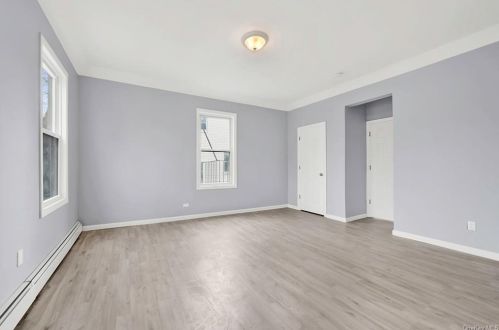 110 10th Ave, Mount Vernon NY 10550-4303 exterior