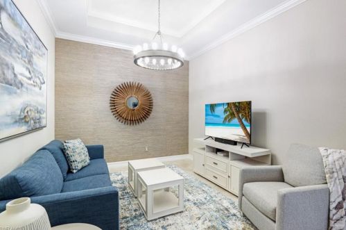 6589 Roma Way, Naples FL  34113-1720 exterior