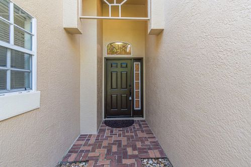 137 Wimbledon Cir, Lake Mary FL  32746-5014 exterior