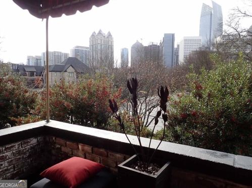 124 Lafayette Dr, Atlanta GA 30309-3345 exterior