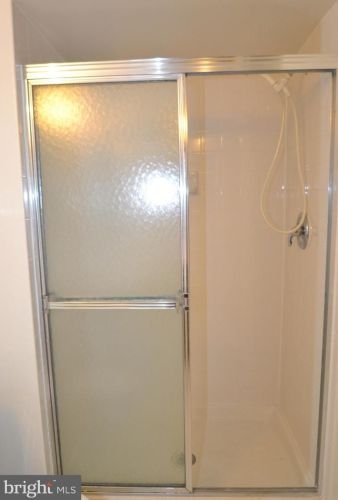 7621 Tremayne Pl, Mc Lean VA  22102-7617 exterior