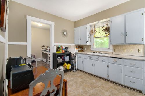 1608 Bank St, Kalamazoo MI 49001-2909 exterior