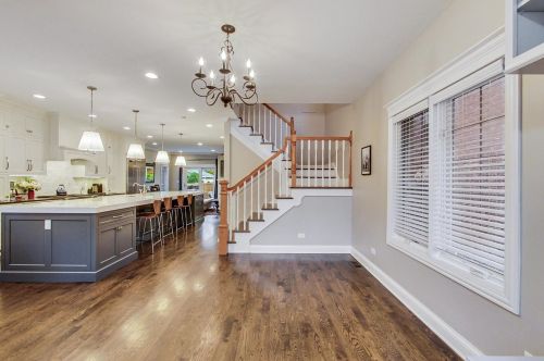 5629 Kostner Ave, Chicago IL  60646-5917 exterior