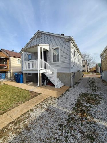 209 Runyon Ave, Saint Louis MO  63125-1155 exterior