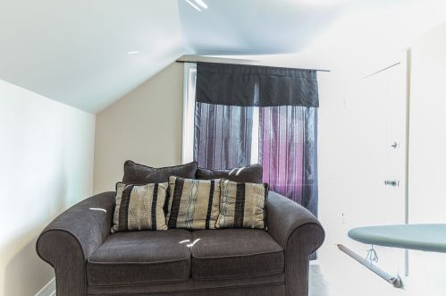 2819 Kilbourn Ave, Chicago IL 60623-4213 exterior