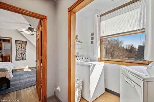 3913 Kenneth Ave, Chicago IL 60641-2838 exterior