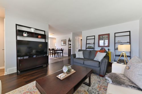 11630 Martha Dr, Milwaukee WI 53226-3920 exterior