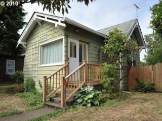 3715 69 Ave, Portland OR  97206-3530 exterior