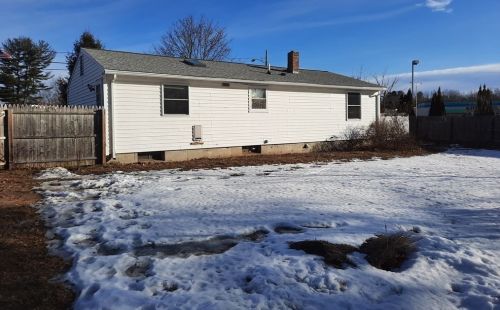 75 Puritan Rd, Springfield MA 01119-2953 exterior