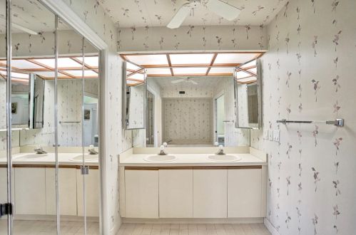 11217 Aspen Gln Dr, Boynton Beach FL 33437-1835 exterior