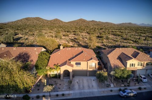 33907 23 Dr, Phoenix AZ 85027-4137 exterior