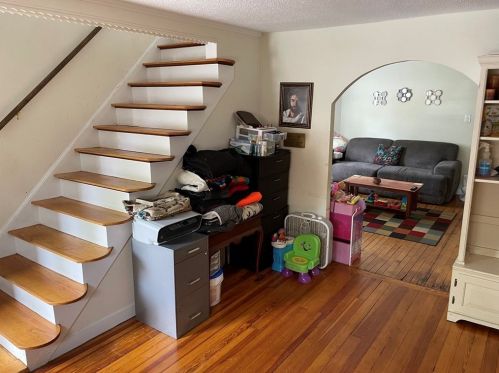 57 Maple Ave, North Andover MA 01845-3613 exterior