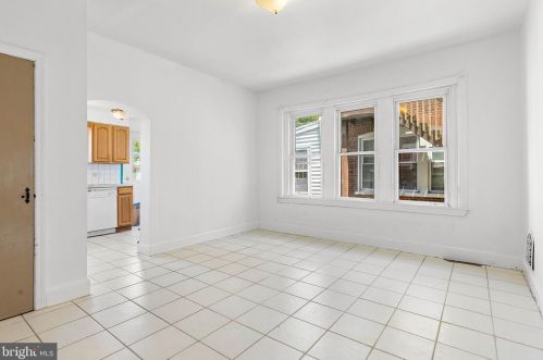 1302 9 St, Chester PA 19013-1710 exterior