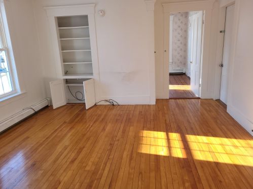 144 Rumford St, Concord NH 03301-3906 exterior