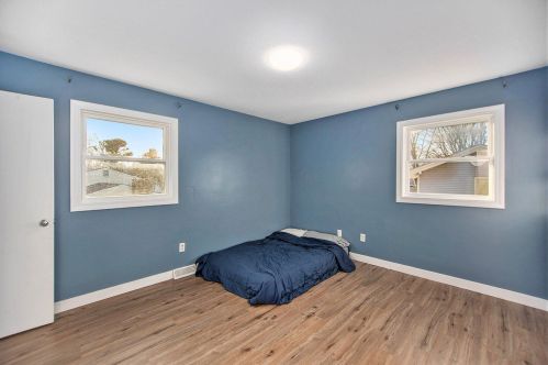 1819 Eloise Dr, Meskegon MI  49444-4013 exterior