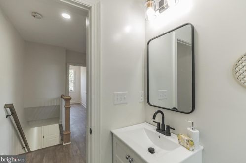 731 Atlantic St, Washington DC  20032-3740 exterior