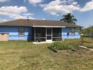 642 Stillman Ave, Fort Pierce FL 34953-3321 exterior