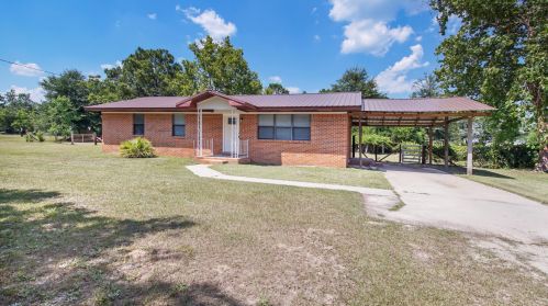 1737 County Hwy 183, Defuniak Springs FL 32433-4359 exterior