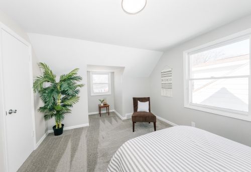 5742 40, Milwaukee WI 53221-3910 exterior