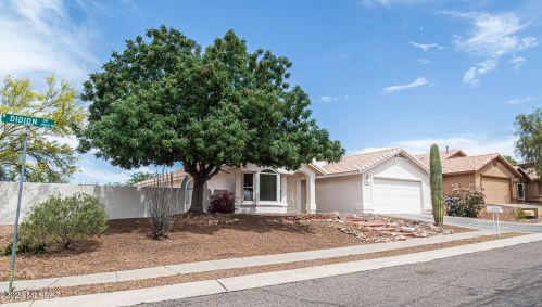 4798 Didion Dr, Tucson, AZ 85742-8753