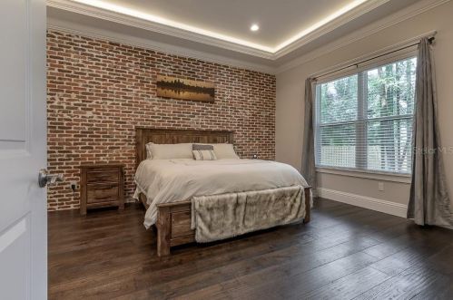 305 Hanna Ave, Tampa FL  33604-6633 exterior