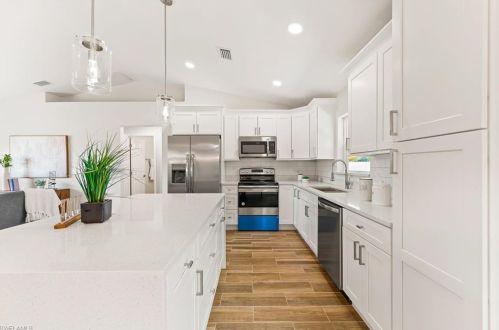 5301 21 Pl, Naples FL 34116-6863 exterior