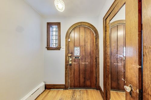 6524 Olympia Ave, Chicago, IL 60631-1520