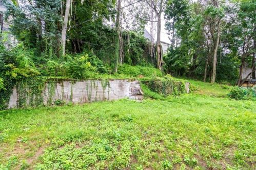 17 Ives St, Worcester MA  01603-2614 exterior